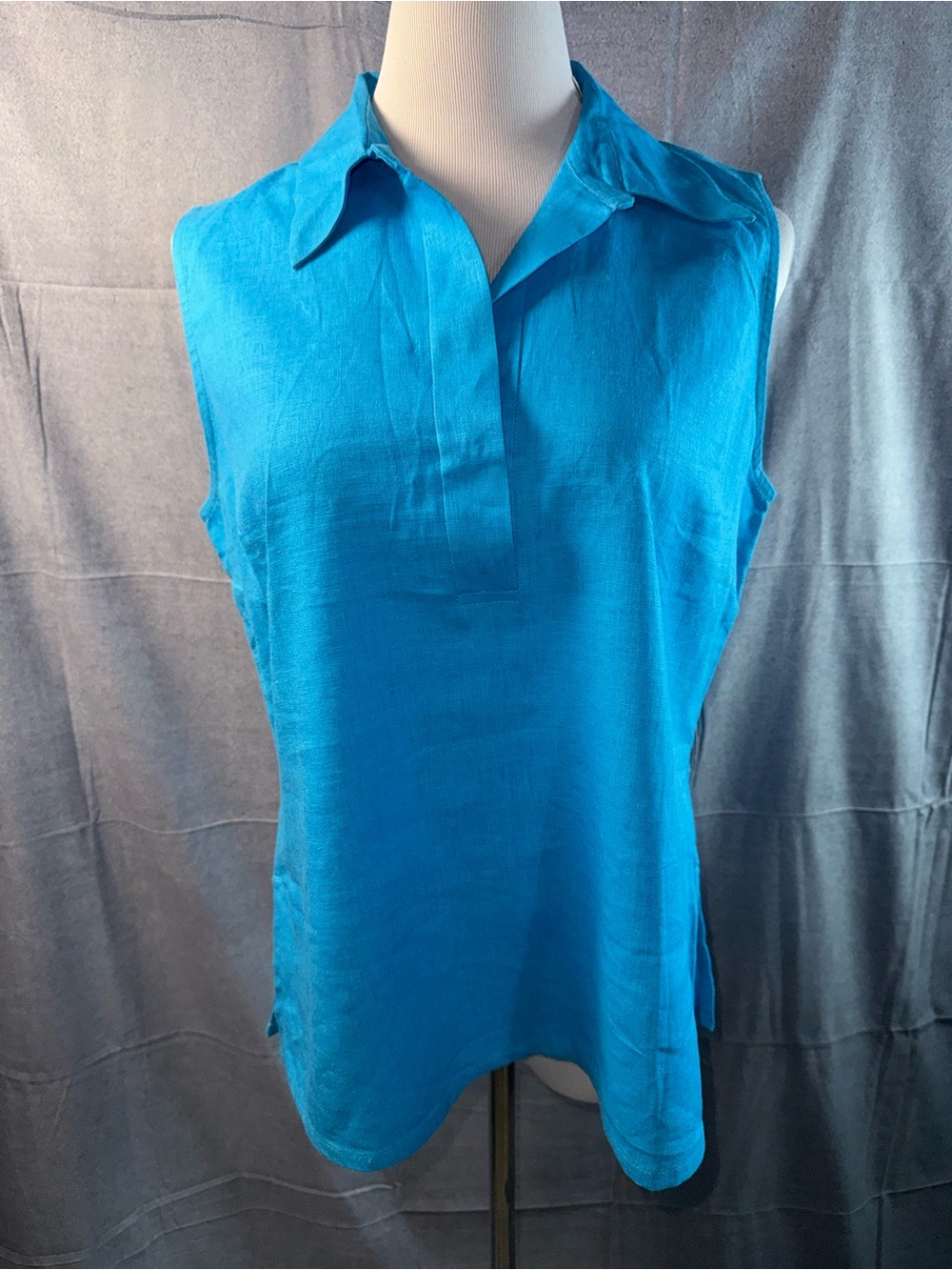 1773-Giorgio Fiorelli Sleeveless Collared Camisole in Bright Teal